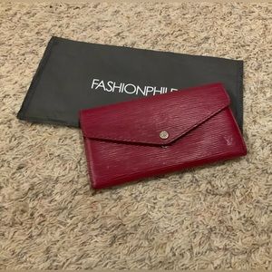 Louis Vuitton Epi Sarah Wallet
